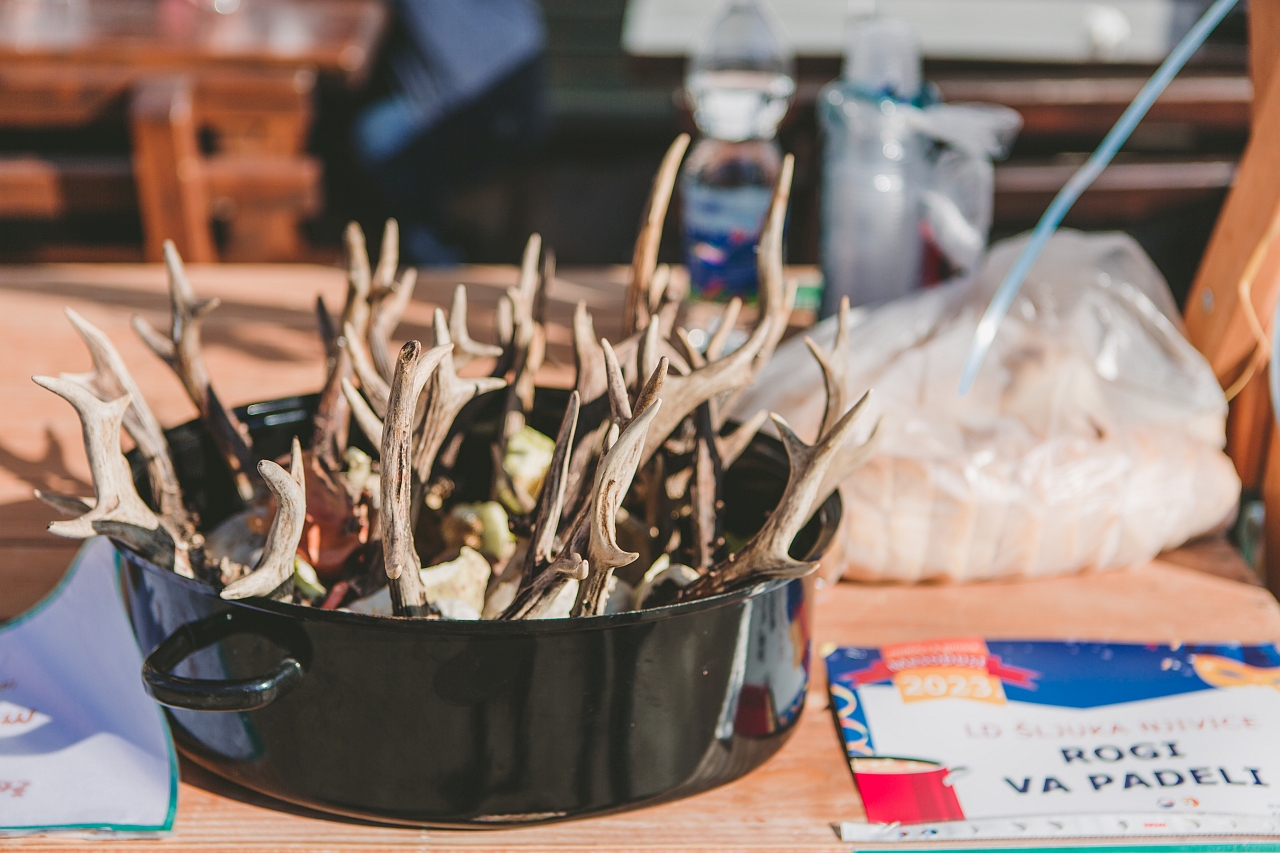 Bljak Fest (Yuck Fest) is dedicated to unique but tasty specialties like tripe, bull’s testicles, grilled liver and kidneys, which takes place in Omišalj on Croatian island of Krk.